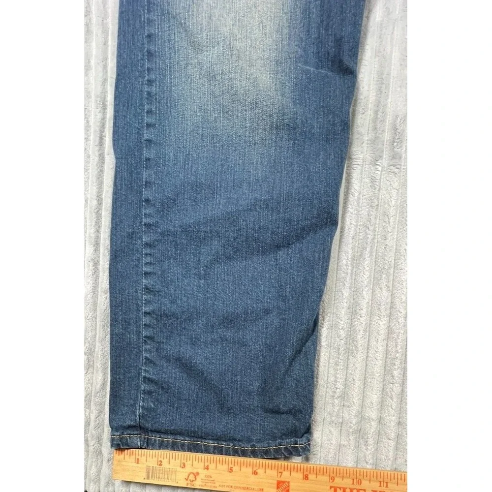 Levi's Jeans Men's 42x30 505 Straight Leg High Rise Medium Wash Denim Whiskering